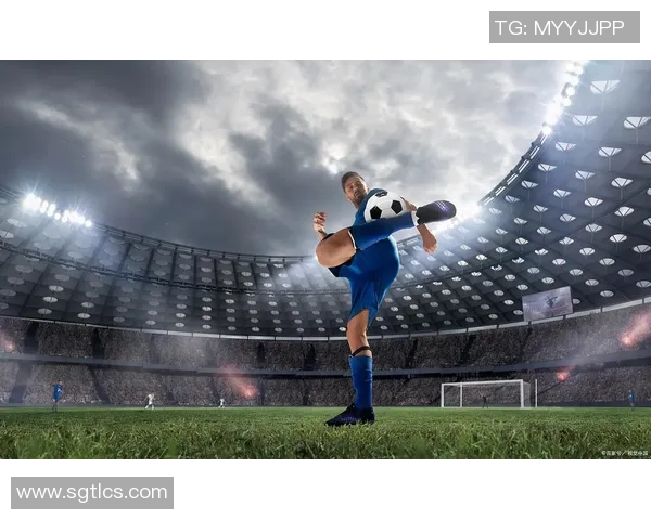 从默默无闻到全球瞩目 足球一战成名的传奇球星们